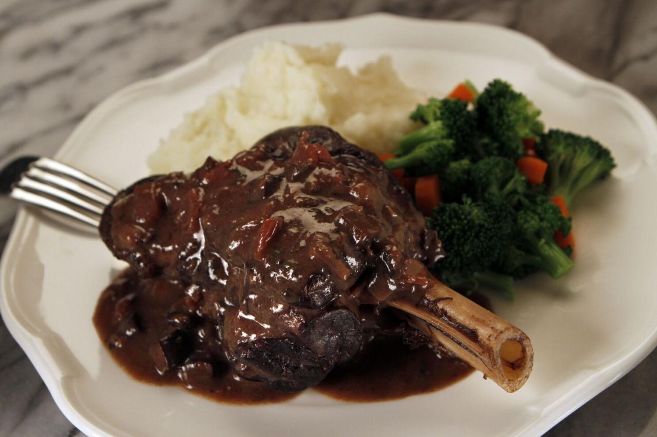 Amtrak's braised lamb shanks with portobello mushroom, tomatoes and oregano Recipe - Los Angeles Times