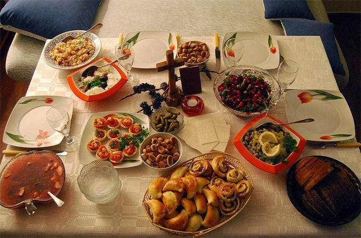 Kūčios, or Christmas Eve- table | Christmas food, Christmas cuisine,  Traditional christmas food
