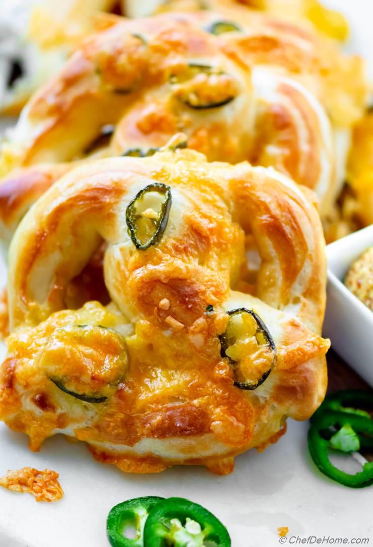 Jalapeno Cheddar Cheese Soft Pretzels Recipe | ChefDeHome.com